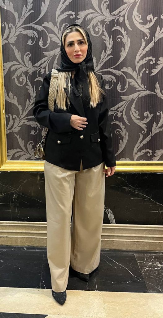 مینا محمدپور